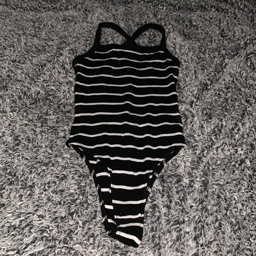 Black n white one peace shirt